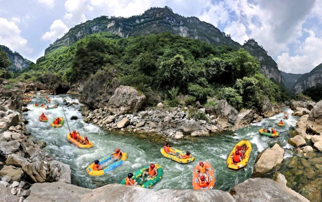 拉力赛落幕后的开阳新玩法 漂流、攀岩、打一场真正的CS
